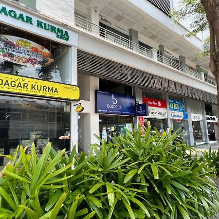 New 6Pax Soho Near Usm & Spice Arena & Airport Lejlighed Bayan Lepas Eksteriør billede