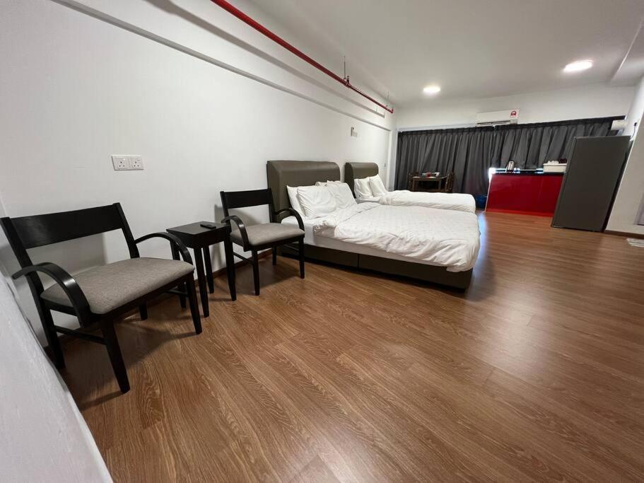 New 6Pax Soho Near Usm & Spice Arena & Airport Lejlighed Bayan Lepas Eksteriør billede