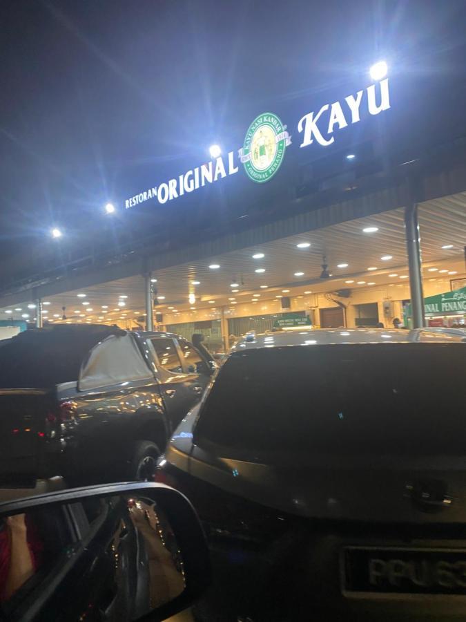 New 6Pax Soho Near Usm & Spice Arena & Airport Lejlighed Bayan Lepas Eksteriør billede